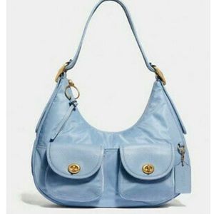 ⛔️BLACK Friday Deal ⛔️Gorgeous waterproof Coach